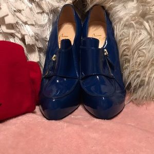 Navy blue, Christian Louboutin 💙
